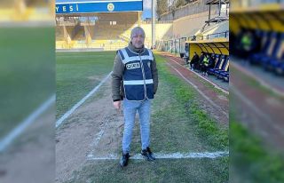 İzmir’de silahlı saldırıda polis memuru öldürüldü