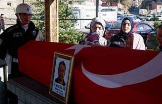 İzmir’de silahlı saldırıda vefat eden polis...