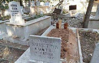İzmir’de şoke eden olay: "Mezardan kimliği...