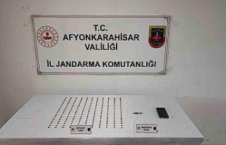 İzmir’den getirdiği uyuşturucu hapları satamadan...