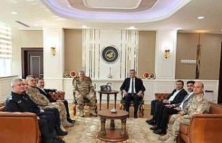 Jandarma Genel Komutanı Çardakçı, Vali Yavuz ile...