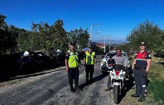 Jandarma, kask kullanımının önemine dikkat çekti