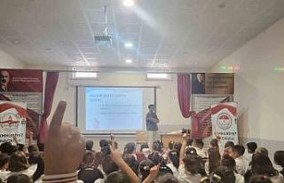 Karapınar’da ilkokul öğrencilerine ağış diş...