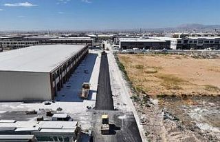 Karatay’da sanayi bölgelerinde asfalt çalışmaları...