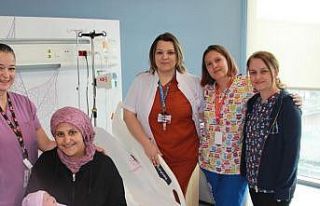 Karnında kitle tespit edildi, henüz 22 saatlikken...