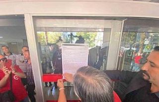 Karşıyaka Belediyesi işçileri greve gidiyor