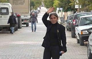 Kimsesi kalmayınca ‘huzurevine yerleş’ tavsiyelerine...