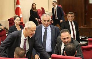 KKTC’de meclis başkanlığı krizi: Milletvekilleri...
