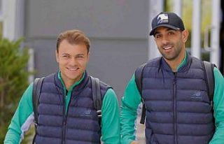 Konyaspor, Beşiktaş maçı için İstanbul’a gitti