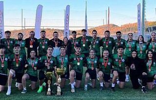 Körfez Gençlerbirliği Ragbi takımları iki kupayla...