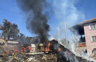 Kula’da saman yangını korkuttu