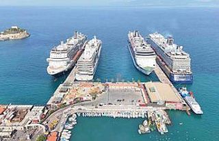 Kuşadası’nda kruvaziyer bereketi Ekim ayında...