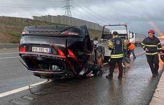 Kuzey Marmara Otoyolu’nda takla atan otomobil sürüklendi:...