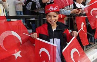 Manisa’da cumhuriyetin 101. yıl coşkusu tüm kenti...