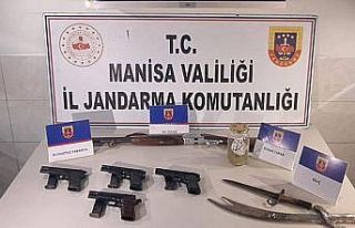 Manisa’da JASAT ekiplerinden uyuşturucu baskını