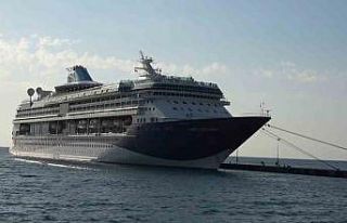 Marella Discovery, bin 772 turistle Alanya Limanı’na...