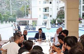 Marmaris Belediyesi’nden üniversite öğrencileri...