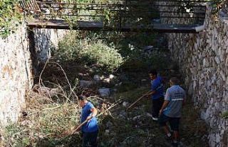 Marmaris’te dere yatakları kışa hazırlanıyor