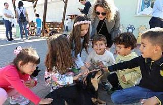 Miniklerden can dostlara 4 Ekim ziyareti