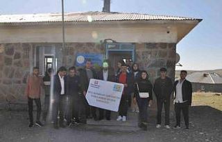 Muş’ta üniversite öğrencileri köy okullarını...