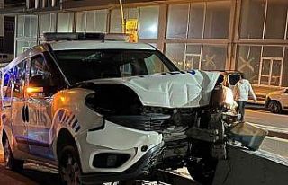 Niğde’de polis aracı kaza yaptı: 1 polis yaralandı