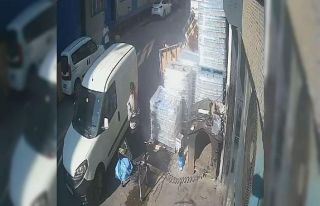 Ölümden 2 metreyle kurtuldu, caraskalın ipi koptu...