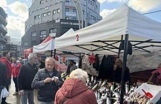 Palamut fiyatı düştü, vatandaş ilgi gösterdi