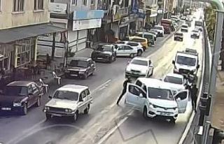 Polis önünü kesti, 29 suç kaydı bulunan şahsı...