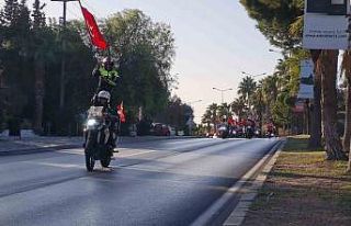 Polisten 29 Ekim Cumhuriyet Bayramı korteji