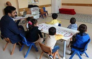 Sağlık çalışanlarının yüzünü güldüren...