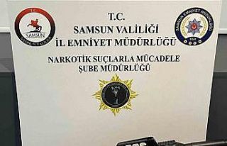 Samsun’da 3 bin 300 adet extacy uyuşturucuyla yakalanan...