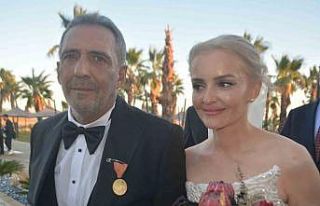 Sanatçı Yavuz Bingöl’ün nikahında babasından...