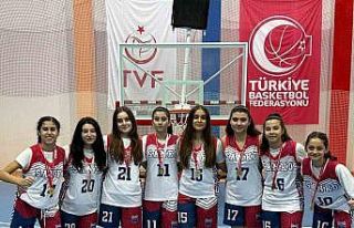 SANKO Okulları basketbolda il şampiyonu oldu