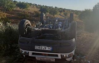Şanlıurfa’da otomobil devrildi: 5 yaralı