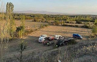 Şarampole devrilen yolcu otobüsünde 21 kişi yaralandı