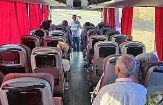 Şehirlerarası otobüslere yolcu olarak binen jandarma...