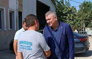 Serdivan’da asfalt mesaisi sürüyor