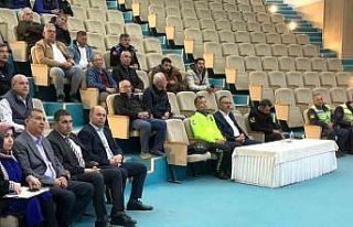 Servis şoförlerine eğitim verildi