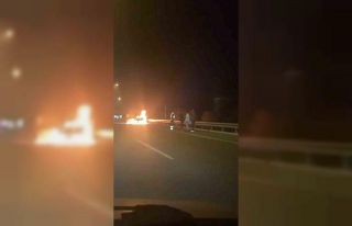 Seyir halindeki araç alev topuna döndü