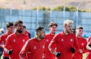 Sivasspor, Adana Demirspor maçının taktiğini çalıştı