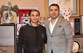 Sivasspor’un sportif direktörü Abdurrahman Dereli...