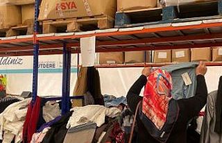 Sosyal market günde 70 kişiye destek sağliyor