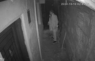 Sultangazi’de ekmek bıçaklı hırsızlık girişimi...