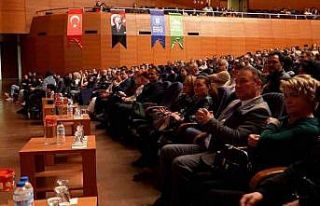 Sunay Akın, ’Cumhuriyet’e Giden Yol’da Bursalılar...