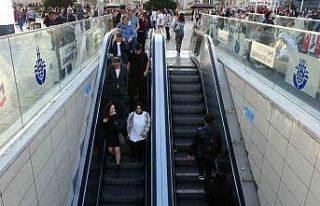 Taksim Metrosu’nda yürüyen merdiven çilesi