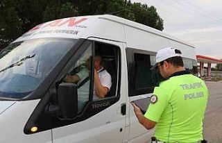 Trafik polisi böyle uyardı: “Sizin için, lütfen...