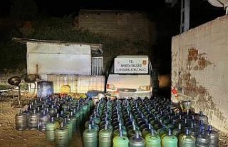 Turgutlu’da 4 bin 860 litre kaçak akaryakıt ele...