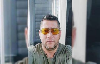 Turgutlu’da balkondan düşen öğretmen hayatını...