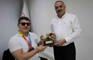 Türk terminatör madalyaya doymuyor