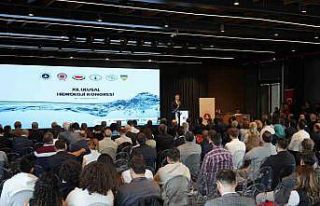 Türkiye’nin su depolama hacmi 183 milyar metreküpe...